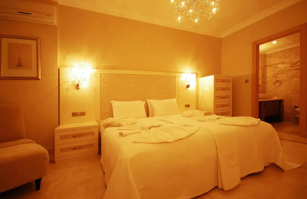 Goldcity Hotel-1