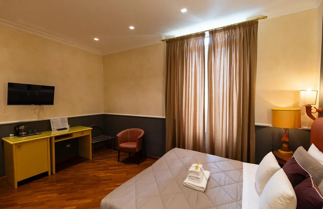S.Maria Novella Dream Suites-1