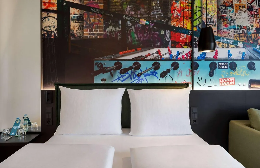 Vienna House Easy by Wyndham Berlin Potsdamer Platz-1