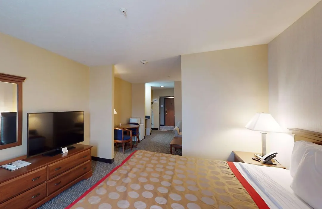 Ramada By Wyndham Strasburg - Shenandoah Valley-1