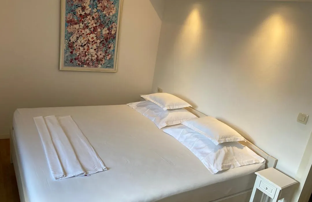 Guesthouse Libertas-1