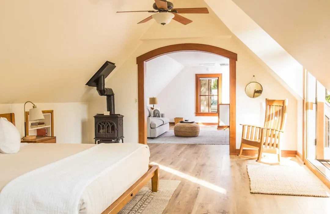 Scp Mendocino Inn And Farm-1