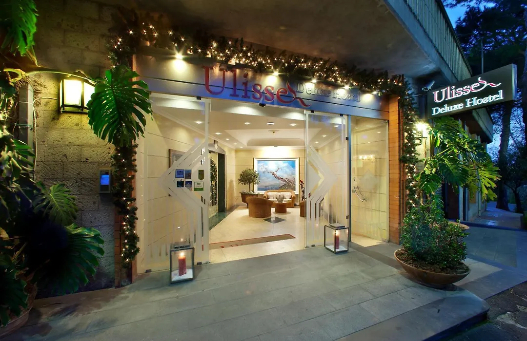 Ulisse Deluxe Hostel-1