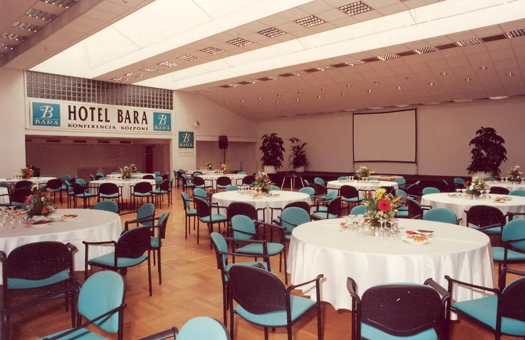 Hotel Bara Gellért-1