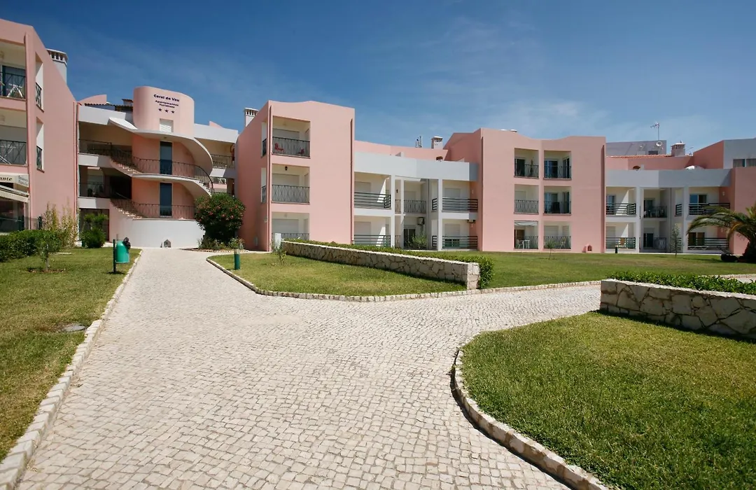 Apartamentos Coral Do Vau-1