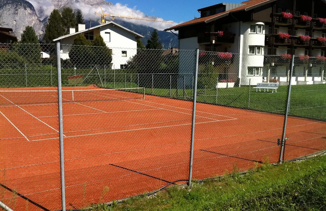 Hotel Edelweiss-1