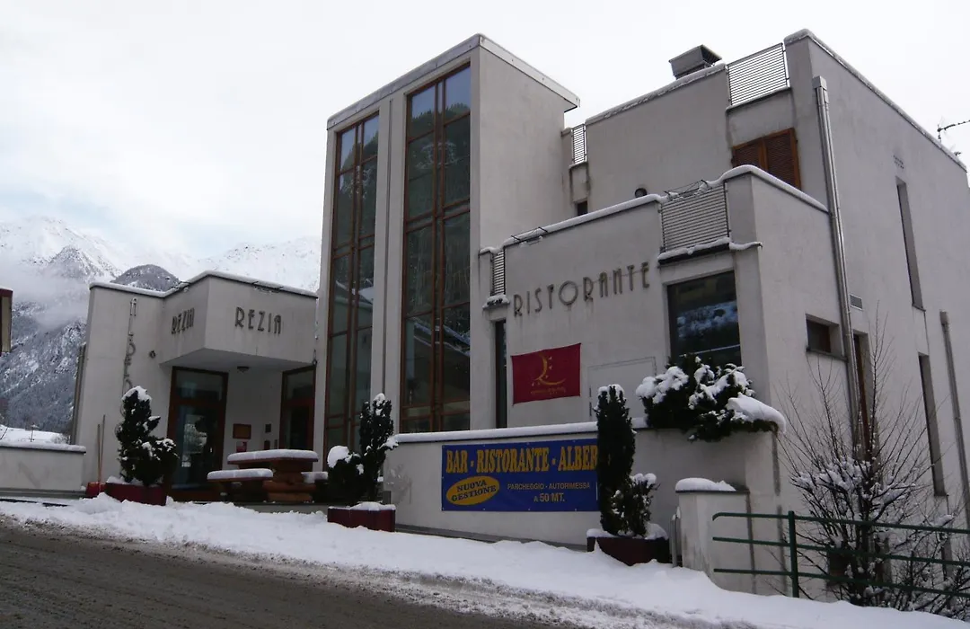 Hotel Rezia-1