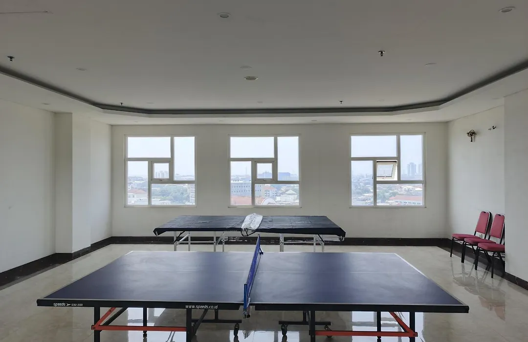 2Br Lucky Tower Residence Jakarta Old Town Top Floor Condo-1