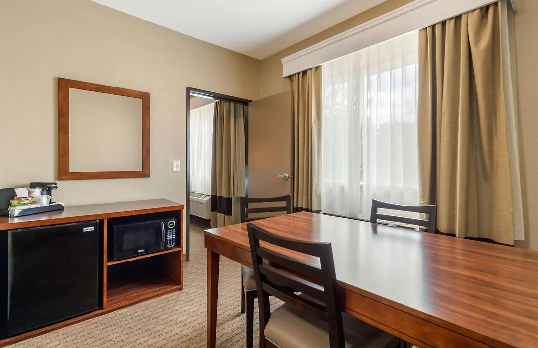 Comfort Suites San Antonio Airport North-1