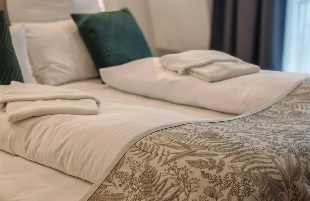 Strandhotel Buckow gut-Hotels SEE-1