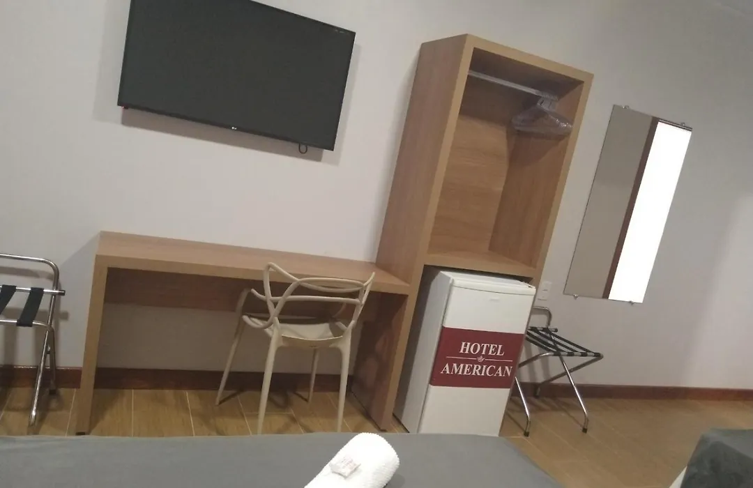 Hotel American-1