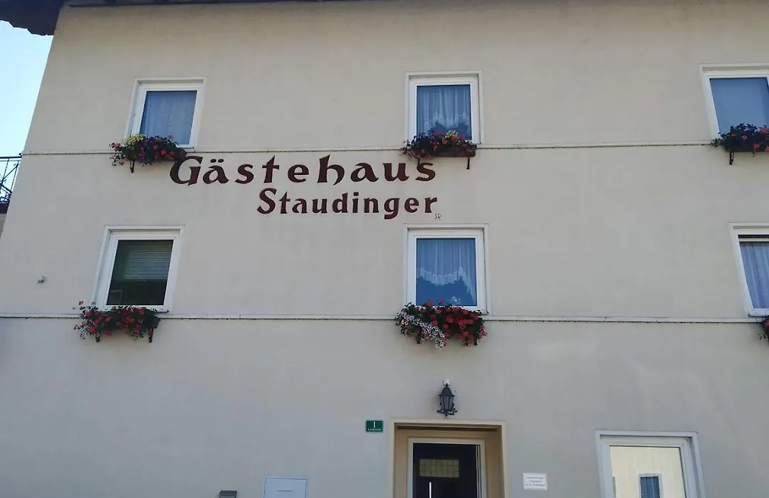 Gasthof mit Seeterasse&Appartements Zur Landeroith-1