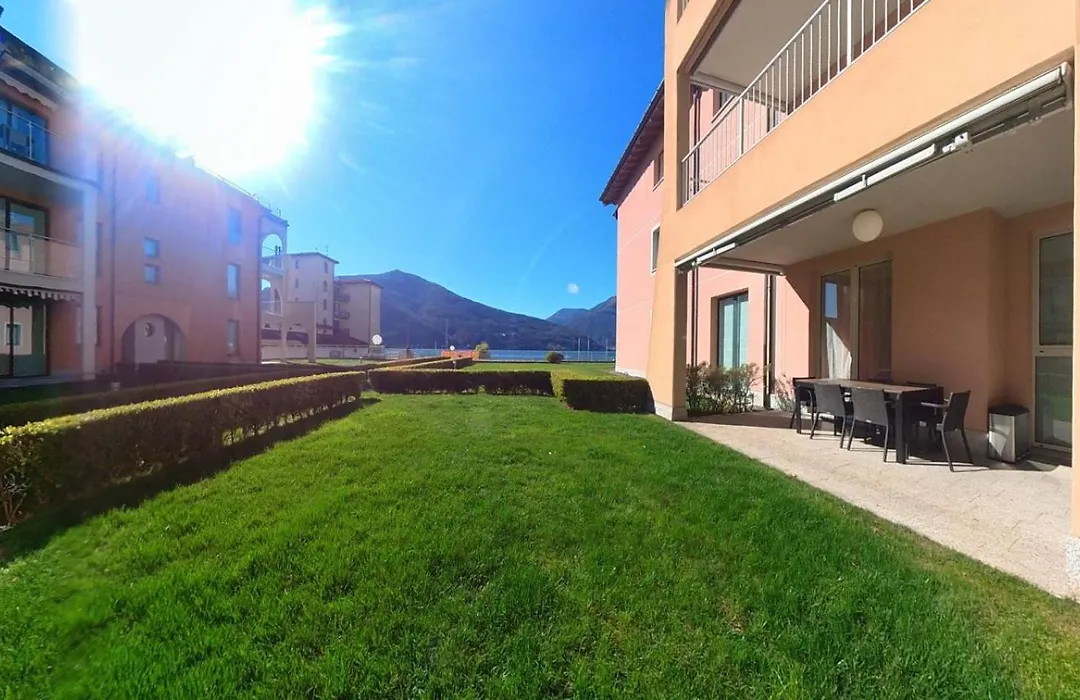 Golfo Gabella Lake Apartments-1