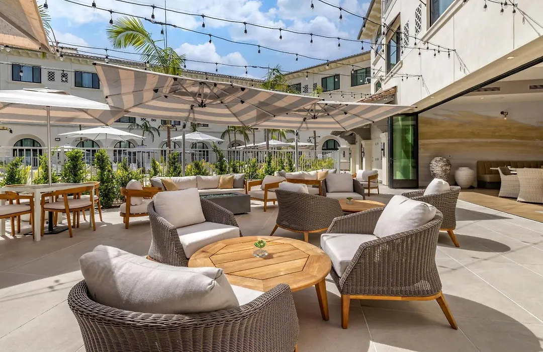 Cambria Hotel Calabasas - Malibu-1