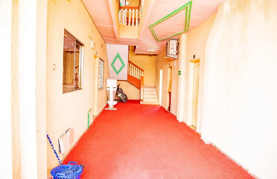 Hotel Safari Cotonou-1
