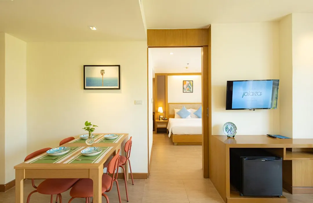 Ashlee Plaza Patong Hotel & Spa-1