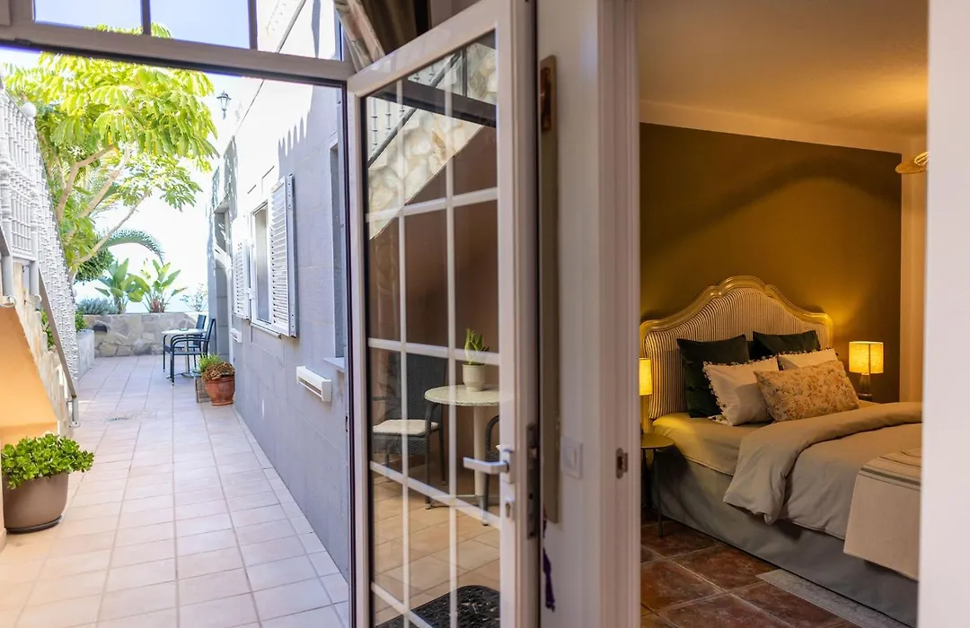Boutique Villa Leicht & Friends-1