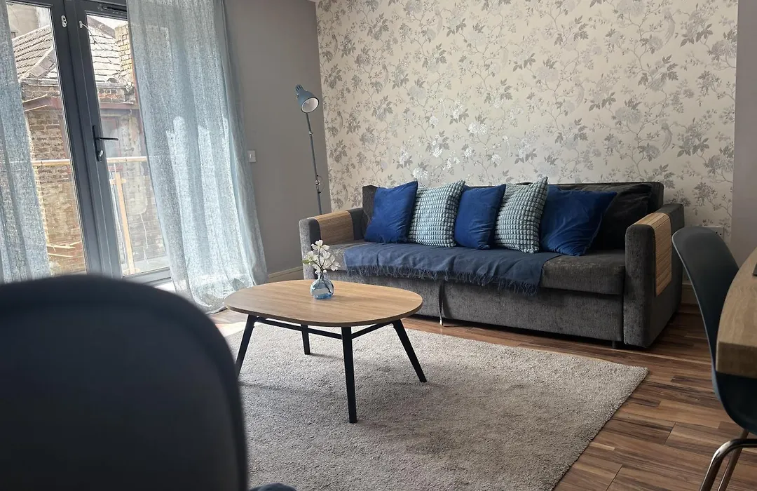 Leevin Stay Apartments City Center-1
