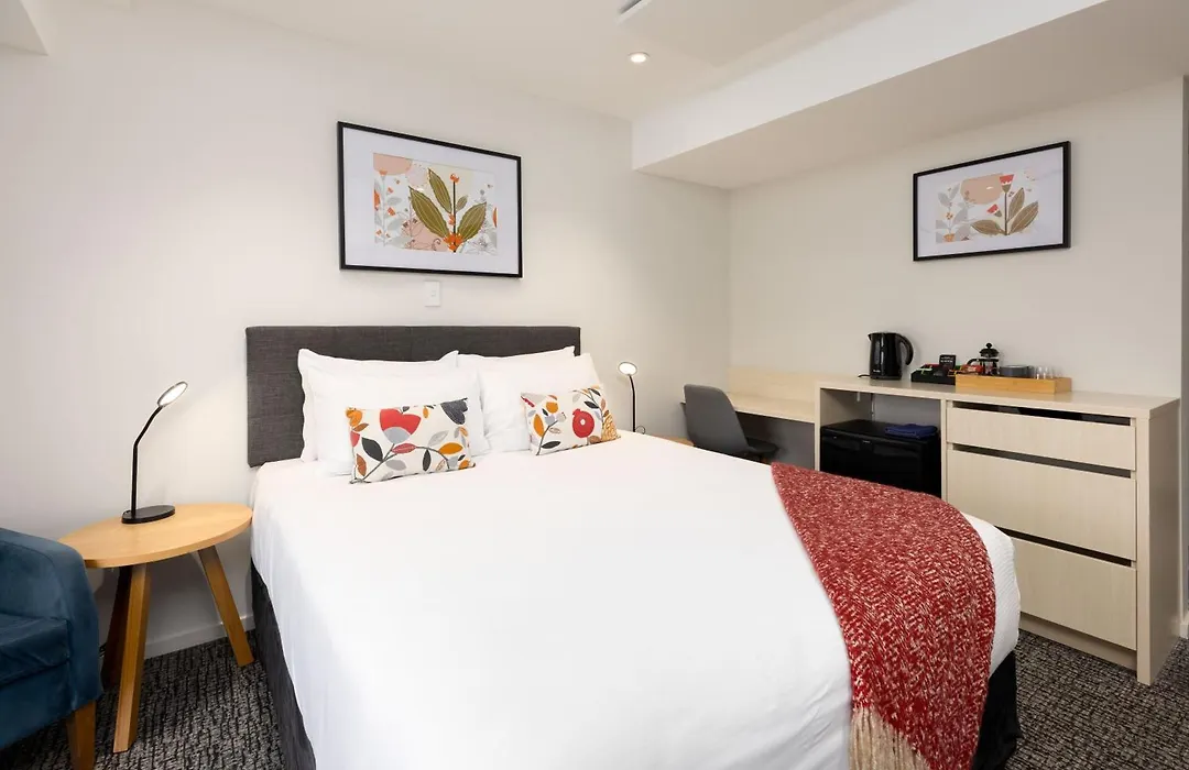 Hotel Give-1