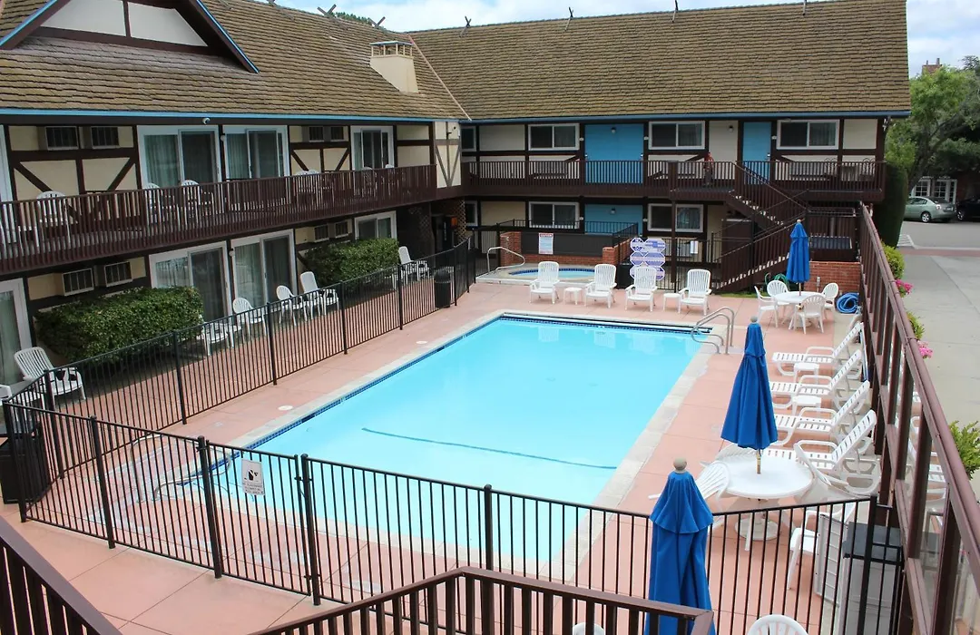 King Frederik Inn-1