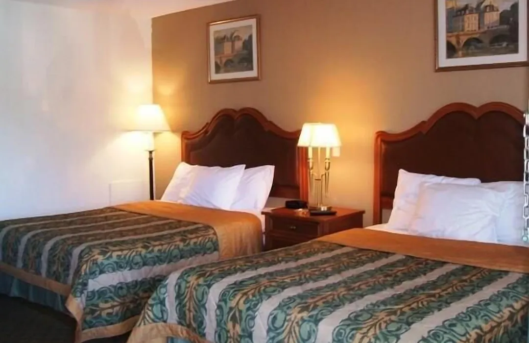 A Victory Hotel - Southfield-1