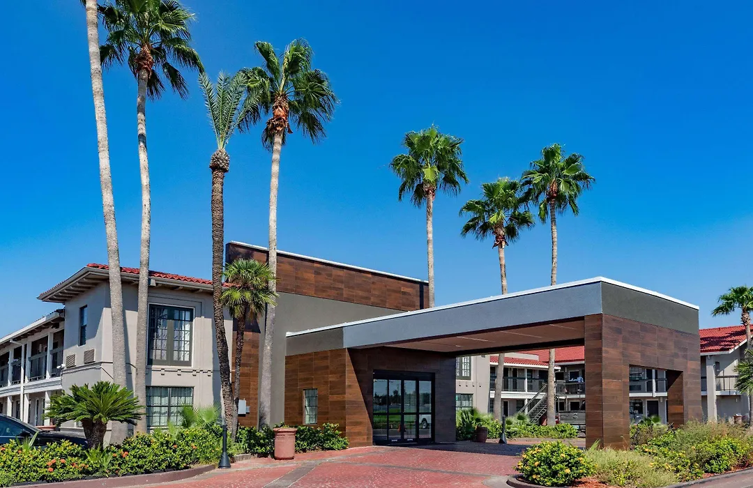 La Quinta Inn By Wyndham Laredo I-35-1