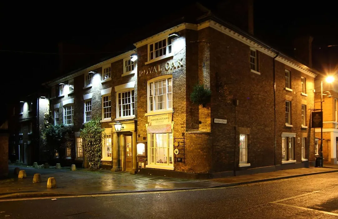 The Royal Oak Hotel, Welshpool - The Coaching Inn Group-1