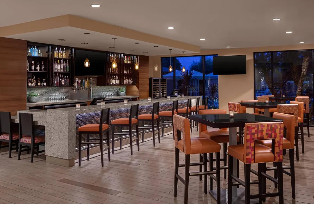 Delta Hotels By Marriott Anaheim Garden Grove-1