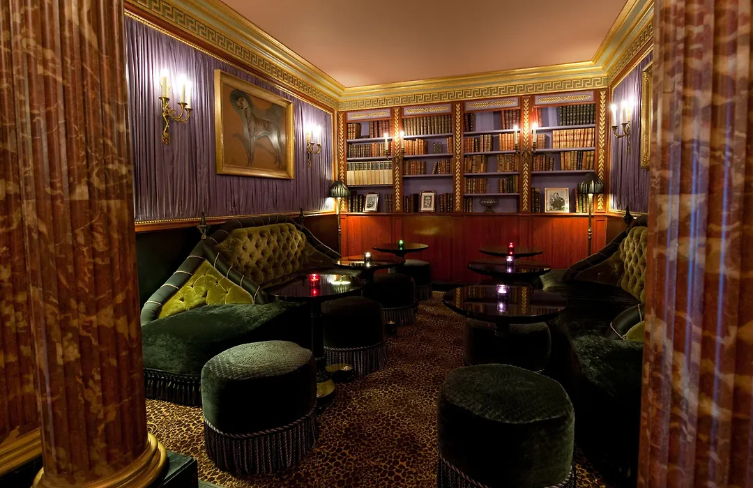 L'Hotel-1