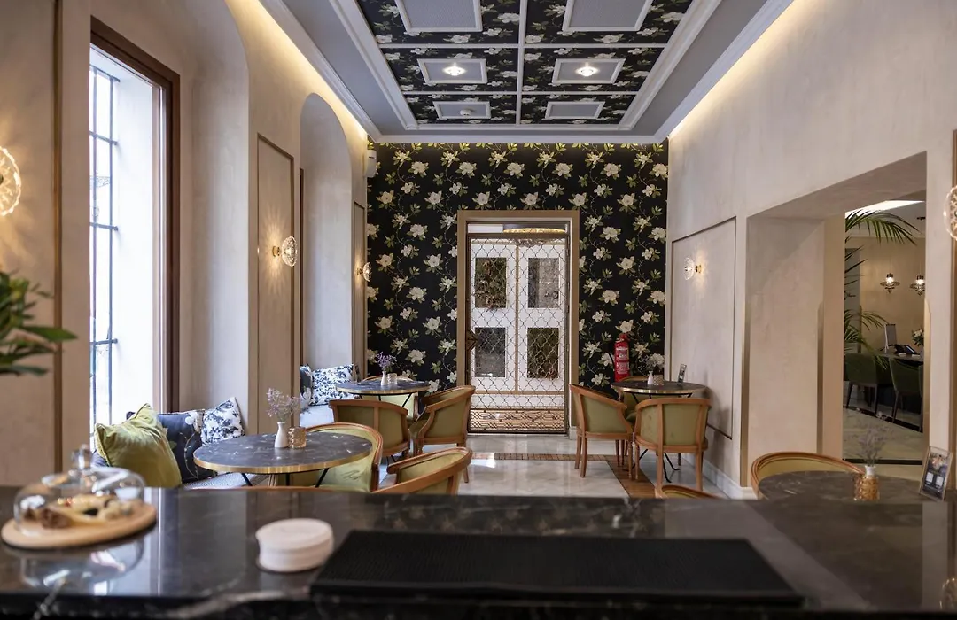 Hotel Gravina 51-1