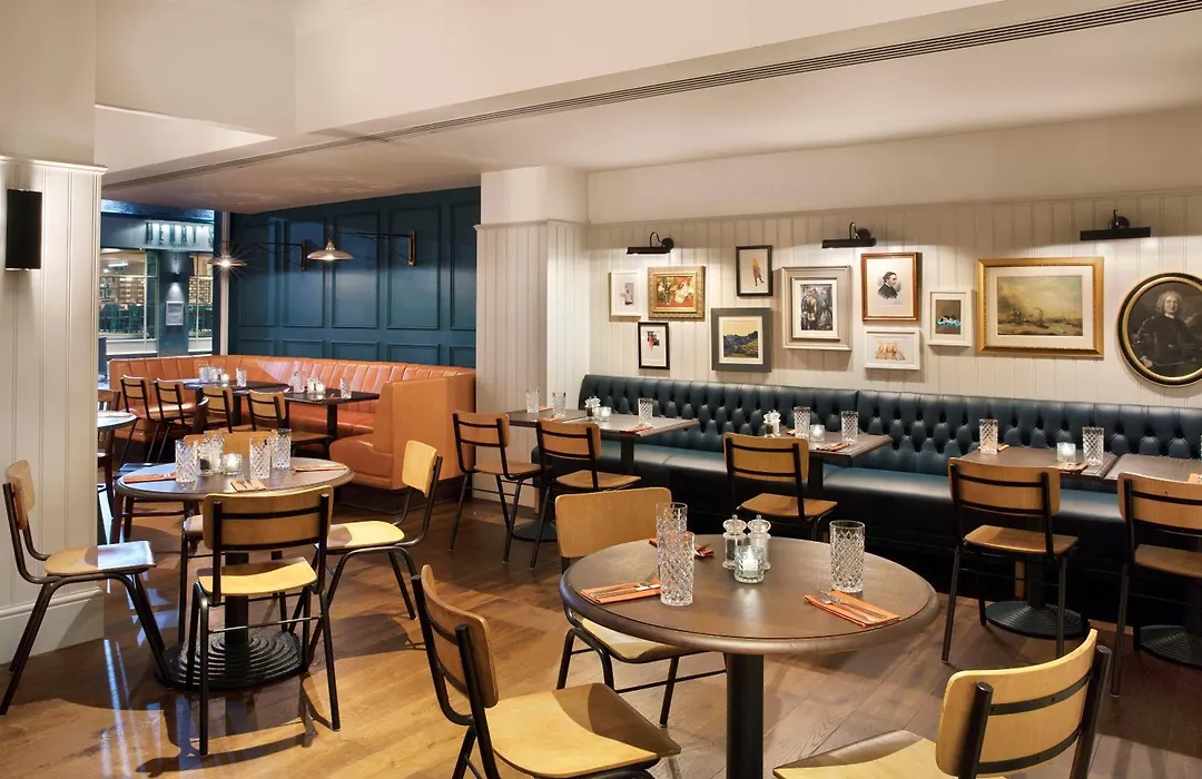 Leonardo Hotel Cardiff-1