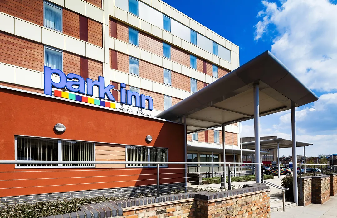Park Inn By Radisson Peterborough-1