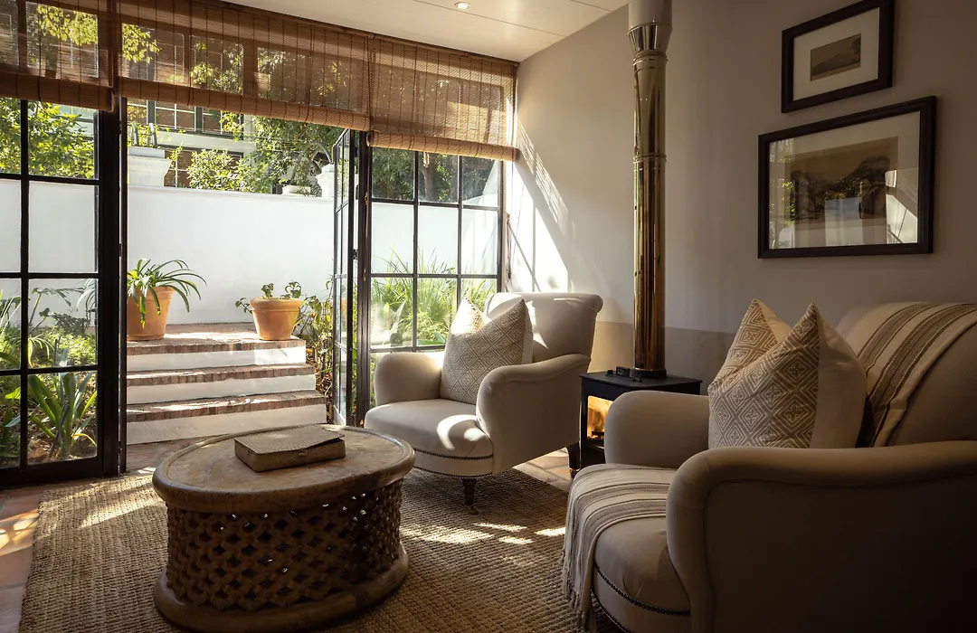 Akademie Street Boutique Hotel-1