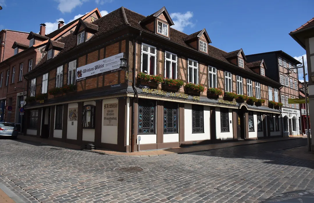 Weinhaus Woehler-1