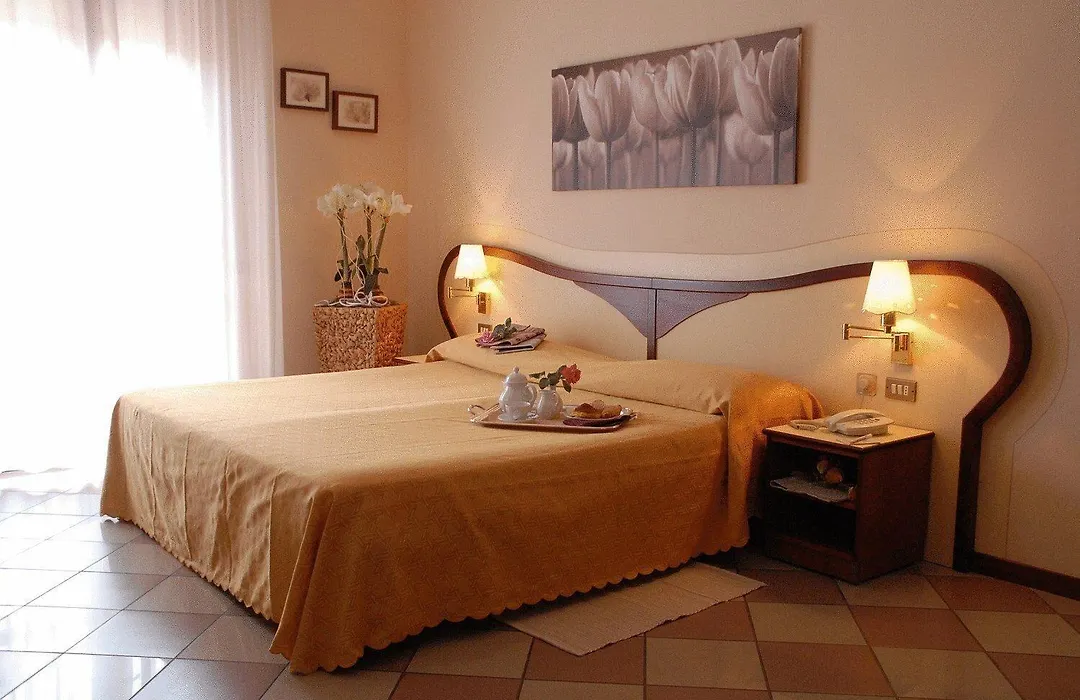 Hotel La Fenice-1