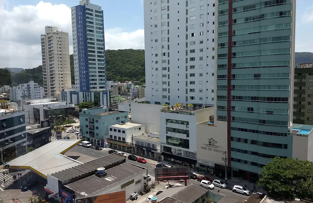Stay - Apartamentos, Studios e Quartos - 400m da Praia Central-1