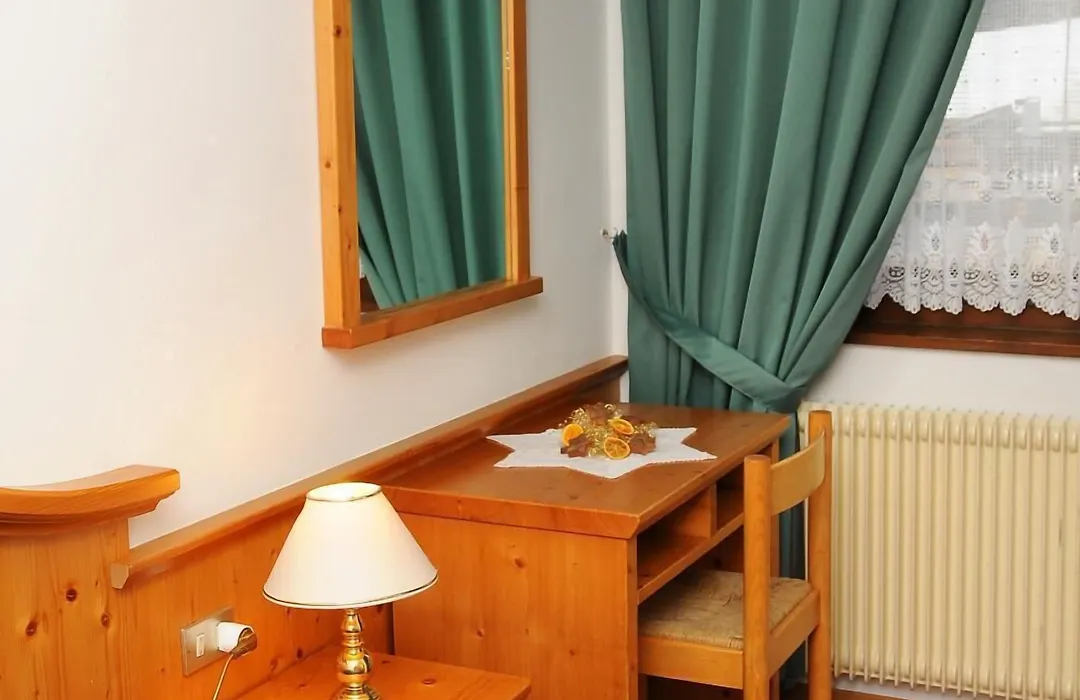 Residence Marisol Camere&Appartamenti - Mezzana Centre-1