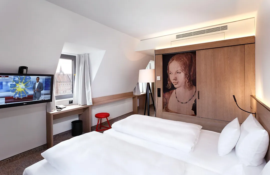 Sorat Hotel Saxx Nuernberg-1