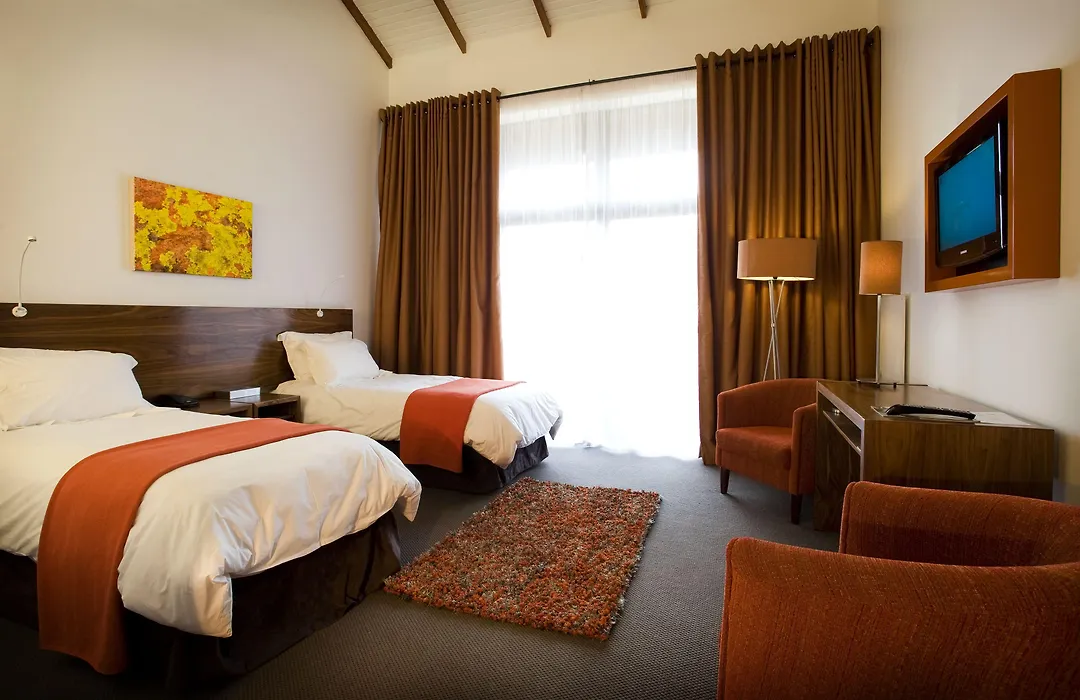 Golden Gate Hotel And Chalets-1