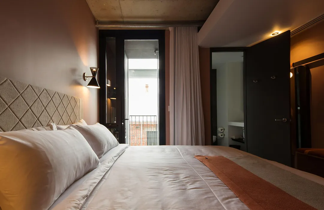 Alex Hotel-1