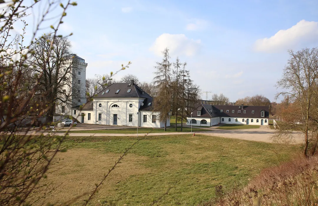 Elbzollhaus Dessau-1