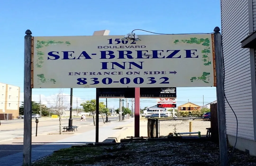 Hotel Charlee Sea Breeze Beach-Suites-1
