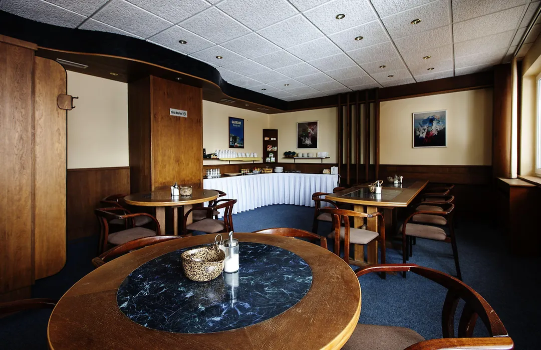 Hotel Bobr-1