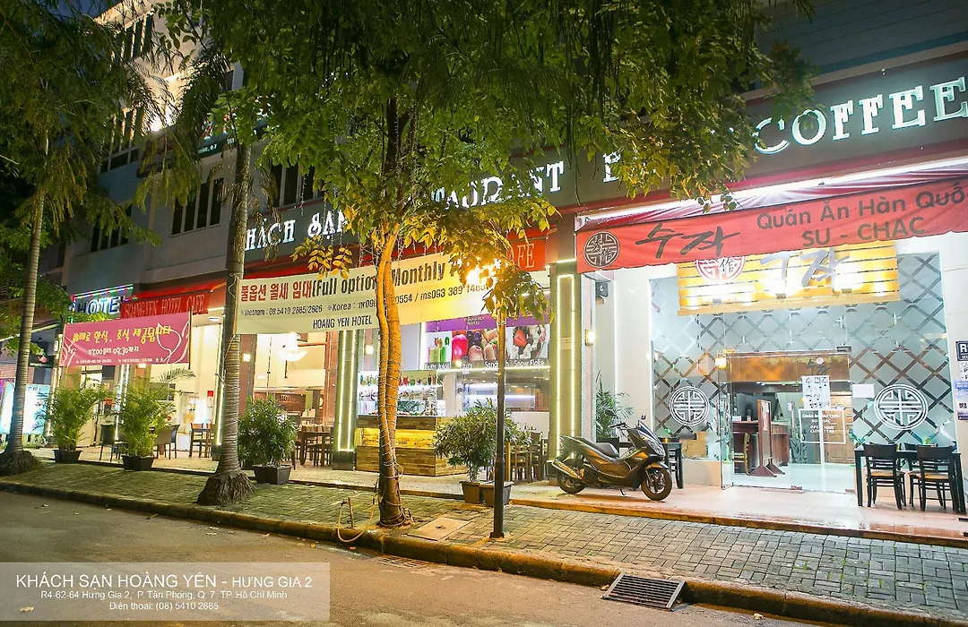 Hoang Yen Hotel Near Secc - Phu My Hung-1