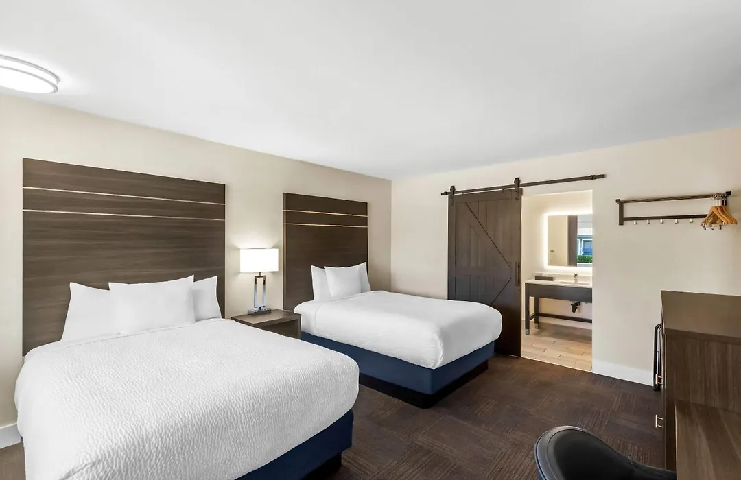 Travelodge By Wyndham Santa Rosa Wine Country-1