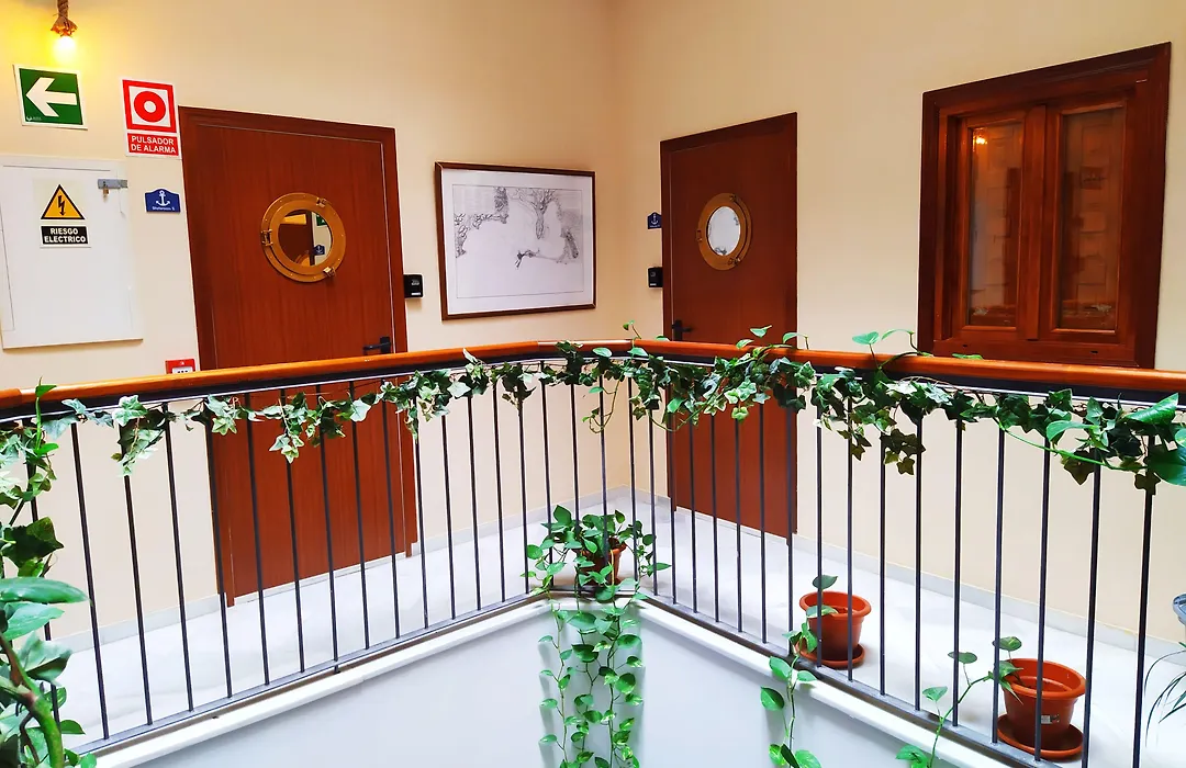 Hostal Casa Nautilus-1