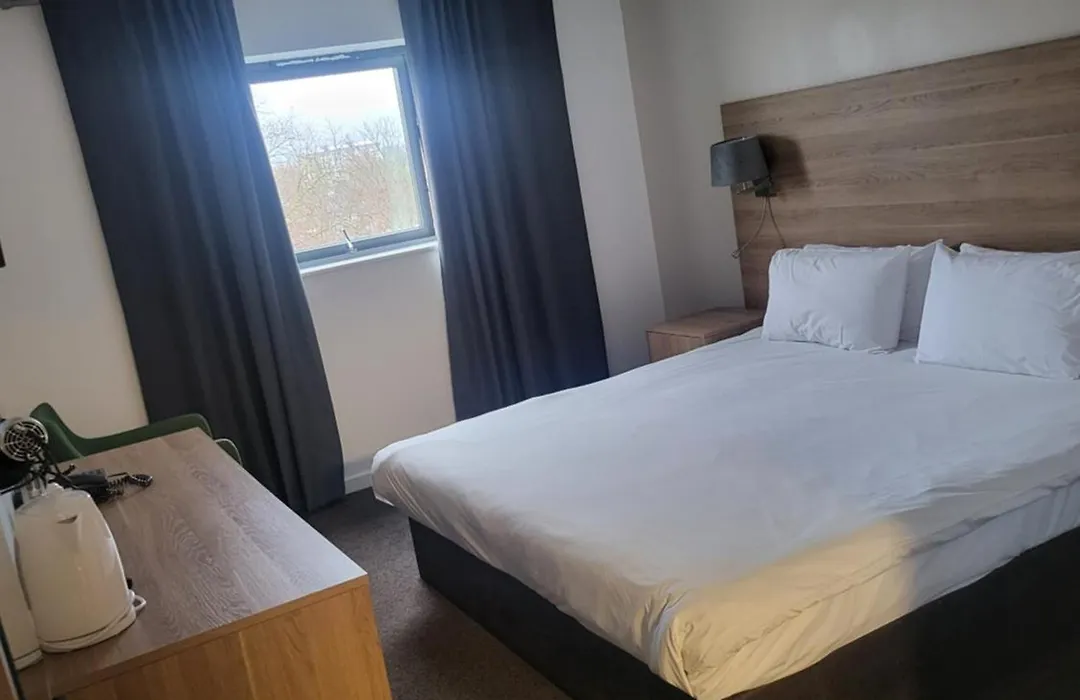 Redwings Lodge Birmingham-1