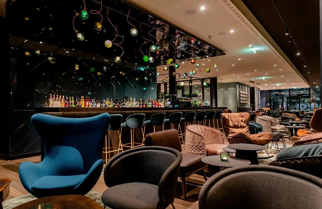 Motel One Stuttgart-Hauptbahnhof-1