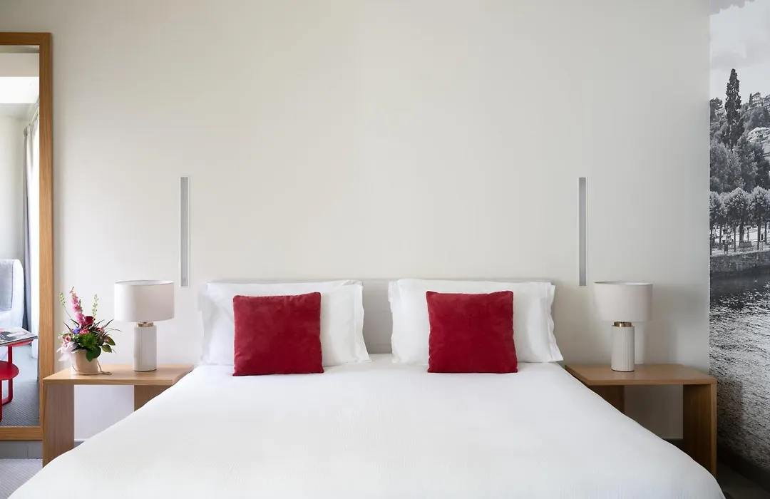 Avenue Hotel-1