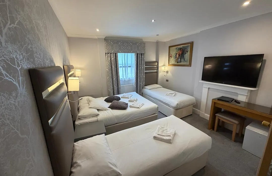Kingswaypark Hotel At Park Avenue-1